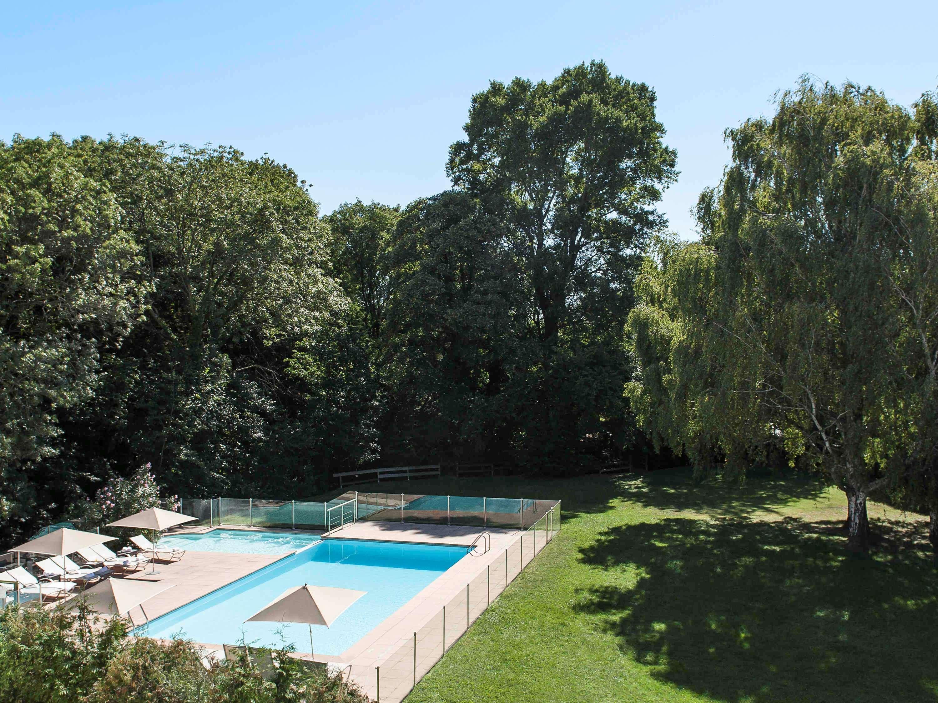 Novotel Sud Hotel 4*